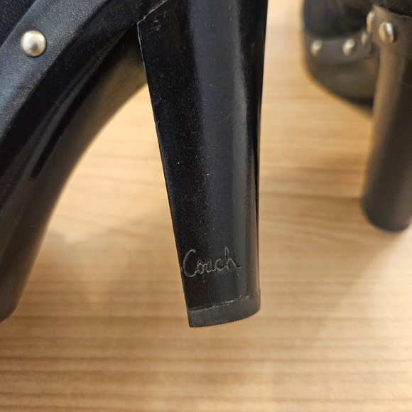 Coach "Carlie" black monorgram heels size 6 US - Picture 8 of 9